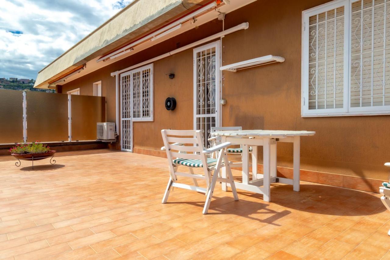 168B - La Terrazza Sul Mare, Casa A 10 Minuti Da Spiaggia, Parcheggio Privato Gratis Sanremo Exterior foto