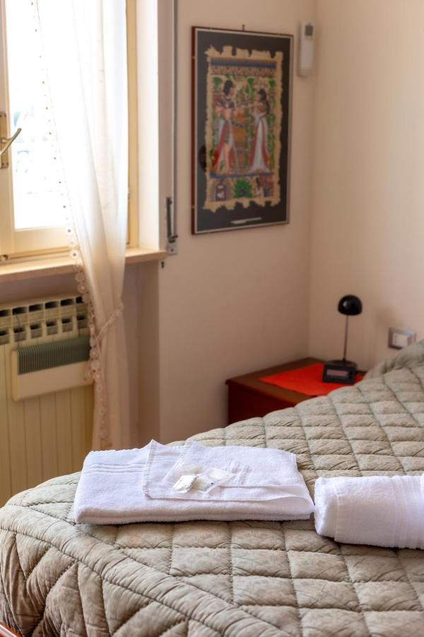 168B - La Terrazza Sul Mare, Casa A 10 Minuti Da Spiaggia, Parcheggio Privato Gratis Sanremo Exterior foto